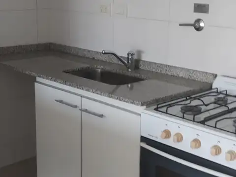 Departamento en alquiler en Remedios de Escalada, Lanús Oeste