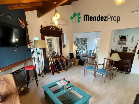 Casa 6 ambientes con 3 baños