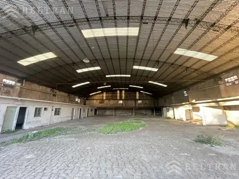 Galpon en Venta en Barrio España y Hospitales, USD 1.800.000