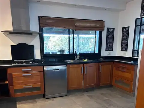 Casa en Venta en Funes, USD 550.000