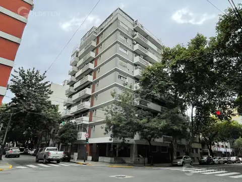 Hipolito Yrigoyen  al 3400