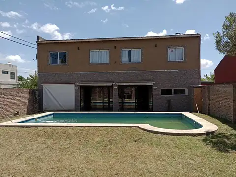 Venta Casa Quinta Pileta Parque Mercedes Buenos Aires