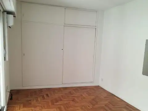 Departamento en Alquiler en Olivos, $ 450.000