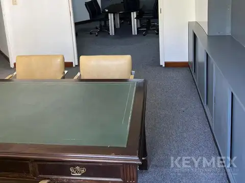 Oficina en Alquiler en San Nicolás, $ 600