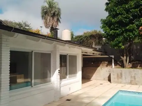 Loft con piscina en Rosario. Excelente propiedad sobre Costanera. Superficie del terreno 727 m²