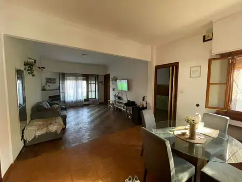 Casa en Venta en El Palomar, USD 169.000