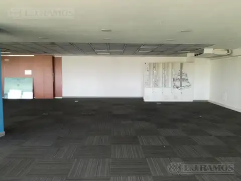 Oficina en Alquiler al Sur