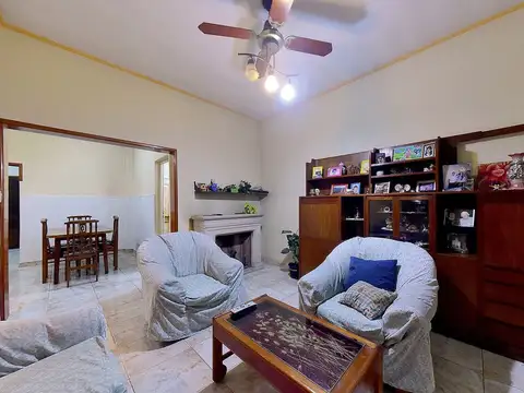 VENTA EN BLOQUE SAN JUSTO (4 DEPTOS) + 2 LOCALES