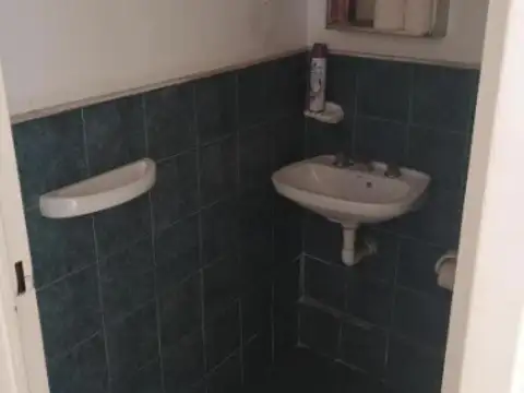 Local en venta - 2 Baños - 130Mts2 - Córdoba