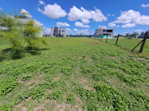 Terreno en Venta en Countries y Barrios Cerrados en Berazategui, USD 105.000