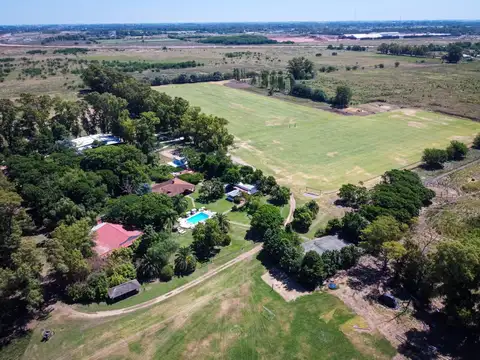 campo en venta hoteleria y complejo  de polo a la venta