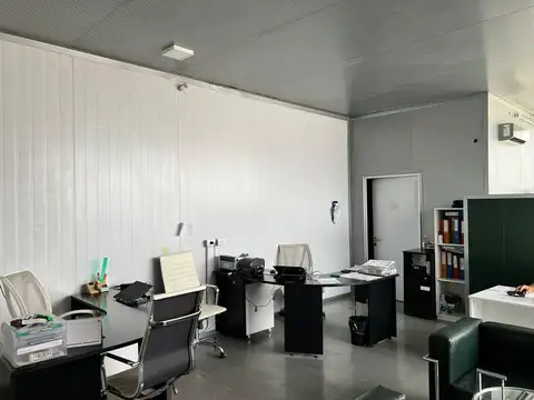 Galpon en Alquiler 40  mts Fondo