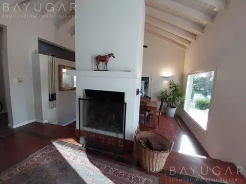 Venta Gran Casa en Chacras de Murray - Pilar