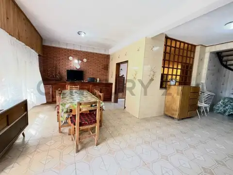 Las cabrillas 3100, Piso 0