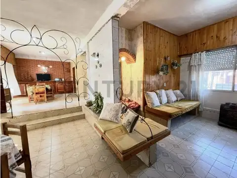 Casa en Venta de 5 dormitorios