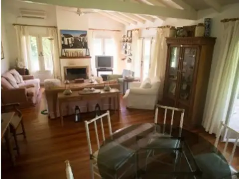 ALQUILER TEMP /CASA COUNTRY LUJAN 4 DOR PILETA /