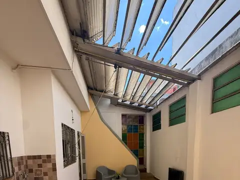 Depto Tipo Casa en Venta de 4 ambientes