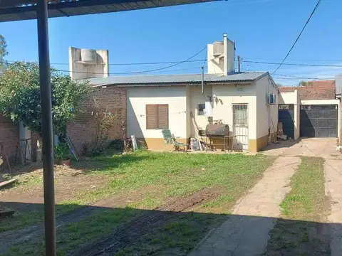 CASA EN VENTA EN ARRECIFES