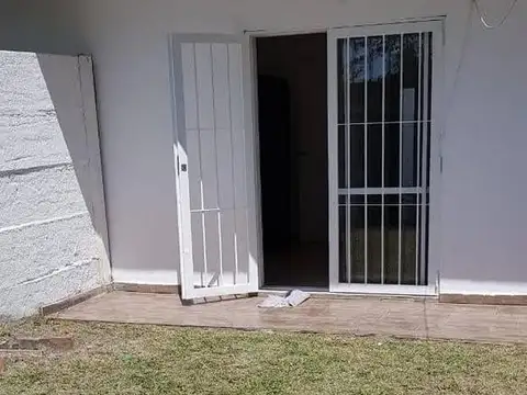 Venta departamento de un dormitorio con patio