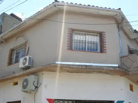 Matheu al 2500 entre Velez Sarsfield y Jose Hernandez