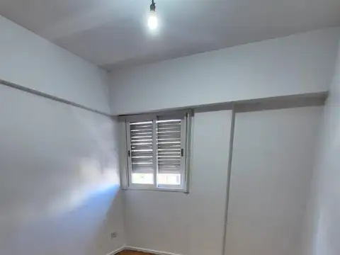 Departamento en Alquiler en Flores, $ 850.000