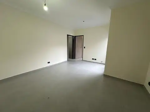 Monte Castro Excelente PH a estrenar c/ balcon