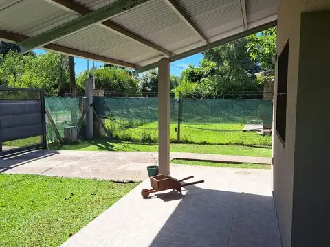 Casa 3 ambientes con 2 baños