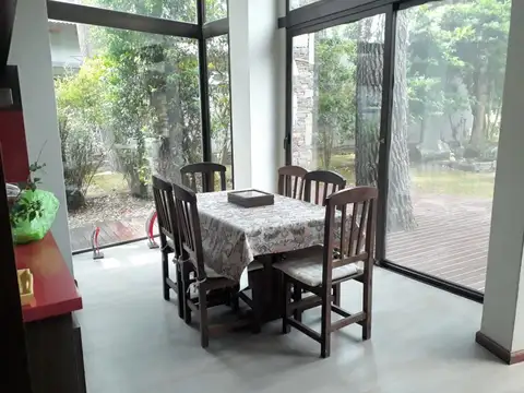 Casa 5 ambientes con 5 baños