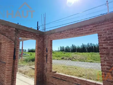 TERRENO CON AVANCE DE OBRA EN VILLA MANZANO