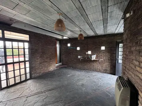 PH AV ROCA, DOS AMBIENTES CON TERRAZA. AVELLANEDA