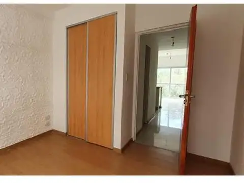 DEPARTAMENTO 2 AMBIENTES - REMEDIOS DE ESCALADA, GRAN BS. AS. SUR