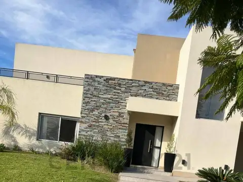 Casa en Venta en Tigre Centro, USD 950.000