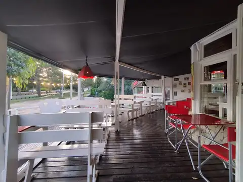 Local en Venta en Villa Gesell, USD 135.000