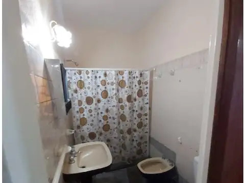 Depto Tipo Casa 2 ambientes con 1 baño