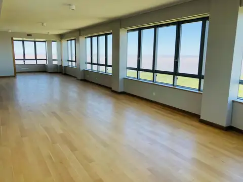 Departamento en Venta con 4 cocheras