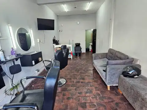 VENTA LOCAL SOBRE AV. PTE PERON -SAN MARTIN