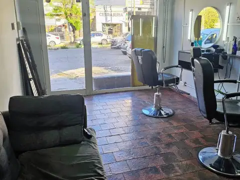 VENTA LOCAL SOBRE AV. PTE PERON -SAN MARTIN