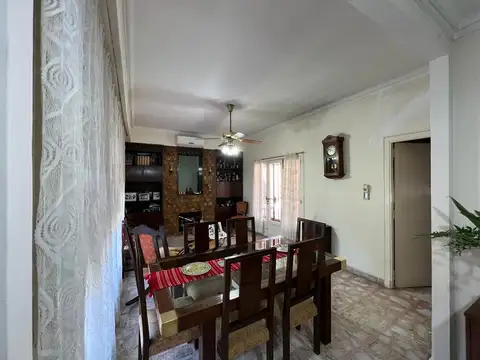 Casa en Venta en Ituzaingo, USD 330.000