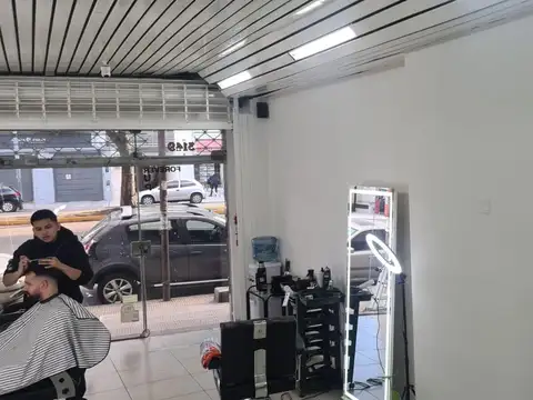 Local en Venta en Olivos, USD 160.000