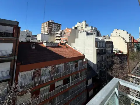 Av C Vidal 2600, Piso 6