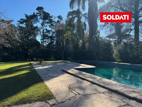 Casa 4 ambientes con 4 baños