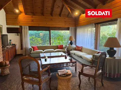 Casa en Alquiler de 3 dormitorios