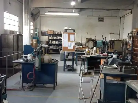 Galpon en Venta en Caseros, USD 750.000