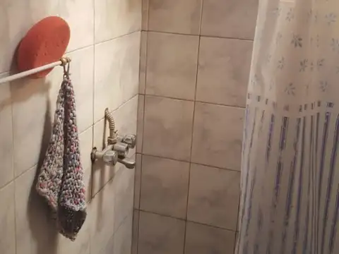 Excelente Casa de lote propio 3 amb  Apto crédito  405mts. Calle 40, 600. San Clemente del Tuyú