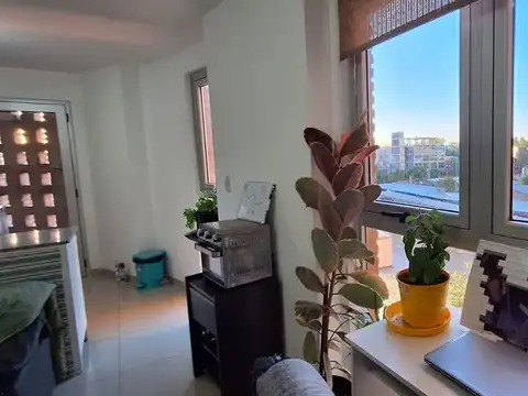 Avenida J. M. de Pueyrredón 700