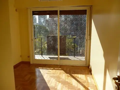 VENTA DEPARTAMENTO DE 3 AMBIENTES FRENTE en juramento 2488 A/PROF O VIVIENDA EN BELGRANO