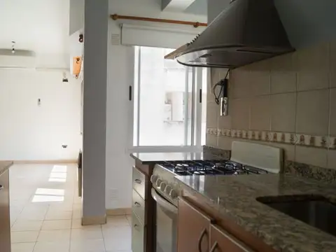 Depto Tipo Casa en Venta de 2 ambientes