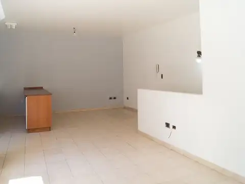 Depto Tipo Casa en Venta 18 años