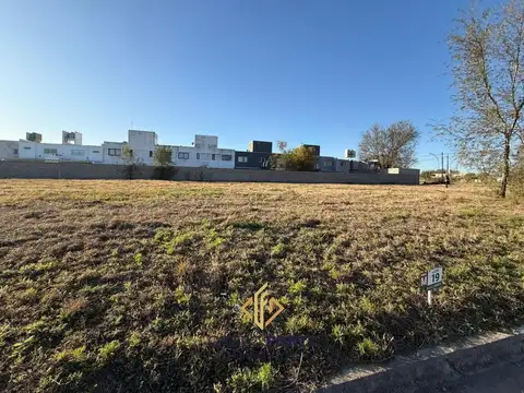 Manzana M, Lote 18 Y 19