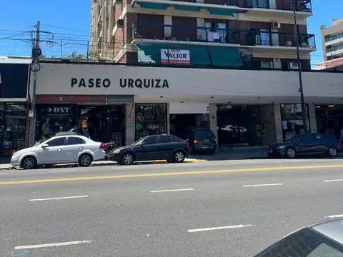 Venta de local en Villa Urquiza